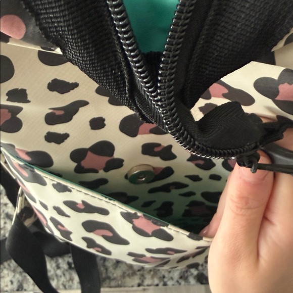 Swig Backpack Cooler - Picture 2 of 5